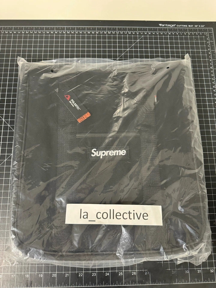 Bolso de Mano Supreme Polartec FW18 Logotipo Sellado Nuevo Foto 1 de 1