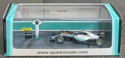 Spark S5025 Mercedes F1 W07 Hybrid 2nd Place Abu Dhabi Grand Prix 2016 - Image 1 of 4