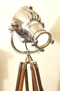 VINTAGE FILM THEATER SPOT LICHT ANTIKE BODENLAMPE EAMES STRAND LONDON 23 123 - Bild 1 von 11