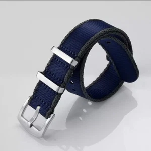Nato Band Strap 22mm Navy/ Grey Neu und Unbenutzt - Bild 1 von 3