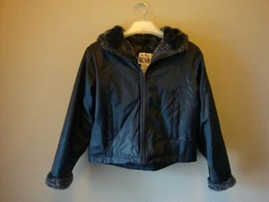 "Active Kids" Mädchen Winterjacke mit Kapuze; wasserdicht; Gr. M; schwarz - Bild 1 von 6