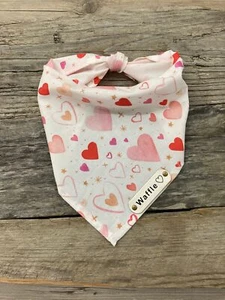 Dog Bandana, Heart Flutters Valentine's, White Leather Personalized Name Tag - Picture 1 of 6