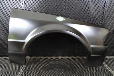 Ford Escort MK3 - Alerón delantero/H / Guardabarros - Nuevo de Lote Antiguo - ver descripción Foto 1 de 2