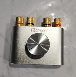 F900S Mini Amplificador de Potencia Bluetooth Receptor de Audio Inalámbrico con Adaptador de 12V DC - Imagen 1 de 5
