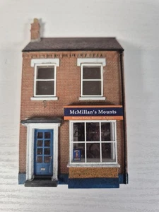OO Bachmann Scenecraft 44-283 Bajo Relieve McMilan's Montajes Ciclismo Tienda Edificio - Imagen 1 de 4