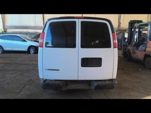 AC Compressor Fits 04-07 EXPRESS 1500 VAN 6569511 - Picture 1 of 12