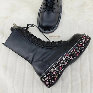 Botas de Combate de Plataforma Emily 350 Negras Mate Florales 2" Repobladas NY DEMONIA - Imagen 1 de 9