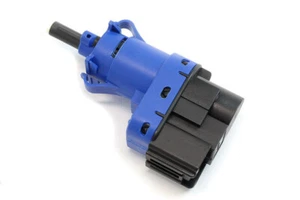 Interruptor de lámpara de parada de pedal de freno Mazda 2 / 3 / 5 / 6 / CX-5 OEM NUEVO - BN7N-66-490A - - Imagen 1 de 5