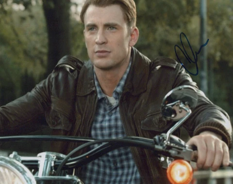 Chris Evans (Captain America) signed 8x10 photo Cover