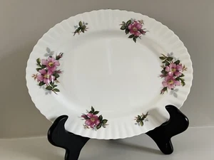 Royal Albert "Prairie Rose" Oval 13" Platter - Picture 1 of 6