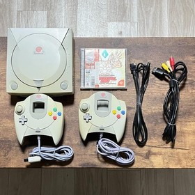 Sega Dreamcast DC HKT-3000 Console White Japanese Edition Tested W/Controllers