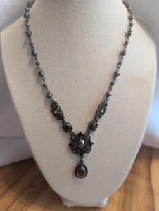Collana Halloween Gotico 1928 Filigrana di Pistola Pendente Y2K Vintage Estate - Foto 1 di 8