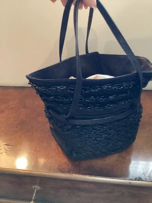 Bolso Tod's Negro Noche Cuero Correa - Cuero - Cuentas y Satén - Bonito Tamaño Foto 1 de 4