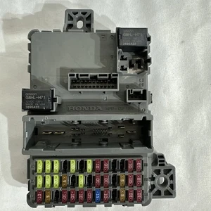 2016-2021 Honda Civic OEM 2.0L Interior Cabin Dash Fuse Relay Junction Box Block - Foto 1 di 12