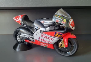 Minichamps 1/12 GP250 Motorcycle STAND . APRILIA ROSSI ETC - Picture 1 of 7
