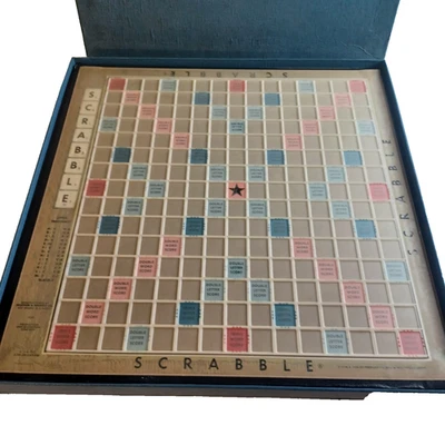 Scrabble Deluxe Board Game Complete 1977 Felt Rotation Red Tile Score Trays - Image 1 of 4