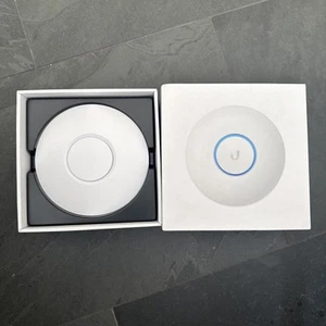 Ubiquiti Networks UniFi nanoHD Wi-Fi Access Point UAP-nanoHD - Photo 1/1