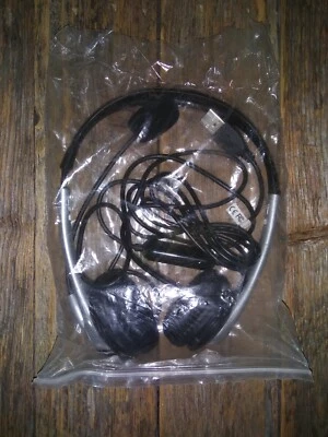 USB Headset & Audio Arm: Computers or Tablets Online Office Work Software Video - Image 1 of 4