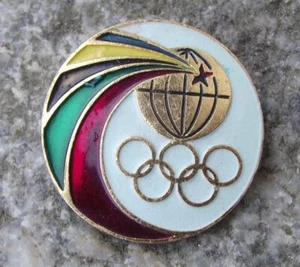 Distintivo spilla souvenir giochi sovietici streamer colorati anelli olimpici Mosca rotondi - Foto 1 di 3