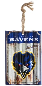 BALTIMORE RAVENS Metal Corrugado ADORNO DE NAVIDAD EQUIPO DEPORTES AMÉRICA - Imagen 1 de 1