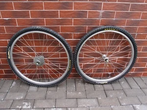 MTB wheels 26 in Araya RX-7 Shimano Deore LX FH-M550 HB-M550 Maxxis Vorm Drive - Picture 1 of 20