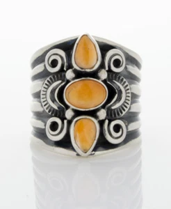 8 - Orange Spiny Oyster Ring By Navajo Artist Derrick Gordon. - Picture 1 of 4