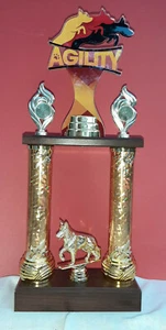 Gold Pokal Säulenpokal Hundesport Agility Pokale Trophäe mit echter Gravur - Bild 1 von 5