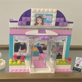 LEGO Friends Butterfly Beauty Shop 3187 221 pcs Complete Set w/ Emma & Sarah