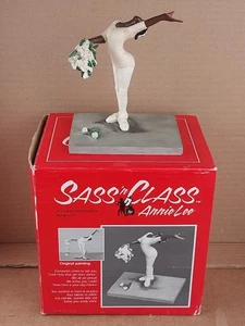 Sass N Class  A Grand Performance #6035 Annie Lee Figurine  - Picture 1 of 20