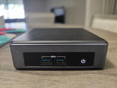 Mini PC Intel NUC7i5DNK i5-7300U CPU 2,60 GHz 8 GB RAM 256 GB SSD Windows 11 Pro Foto 1 de 4