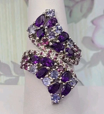 Anillo de derivación de granate amatista tanzanita de plata de ley 925 en audaz talla 7,5/7,75 Foto 1 de 4