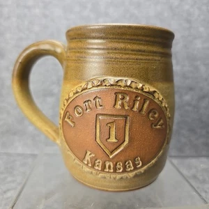 Handmade Steve Ashley Pottery FORT RILEY Kansas Mug Artist Signed Big Red One 1 - Picture 1 of 9