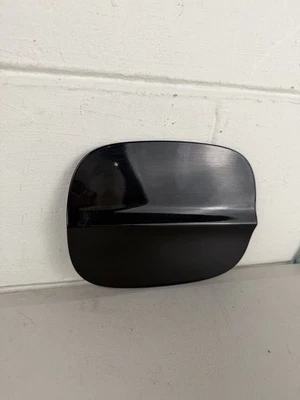 ✅ Ford Fusion 2013-2018 tapa de llenado de combustible gas tapa de puerta negra OEM Foto 1 de 4