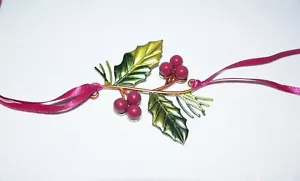 LONGABERGER CHRISTMAS HOLLY BERRY TIE-ON - NEW - LAST 3 - Picture 1 of 2