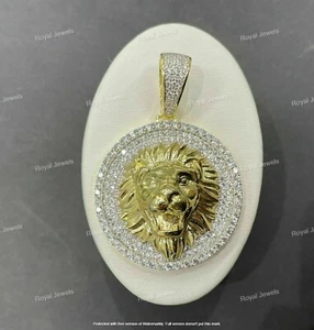 Colgante de león medallón de diamantes VVS1 de corte redondo de 2 quilates acabado oro amarillo 14 K - Imagen 1 de 8