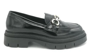 Mocasín De Piel Naplak Negro Con Suela Armado Tacón T 5cm - Imagen 1 de 5