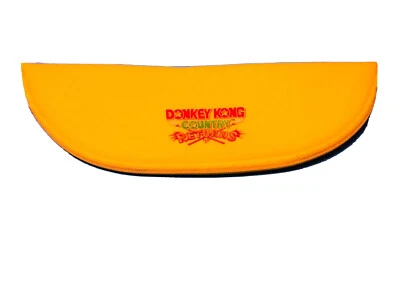 NINTENDO Wii DONKEY KONG COUNTRY YELLOW BANANA CASE * NEW In Pack * Never Used - Image 1 of 2