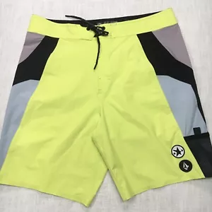 Pantalones Cortos Volcom Board Hombres 36 Noa Deane Amarillo Bañador Bolsillos Playa Resort - Imagen 1 de 12