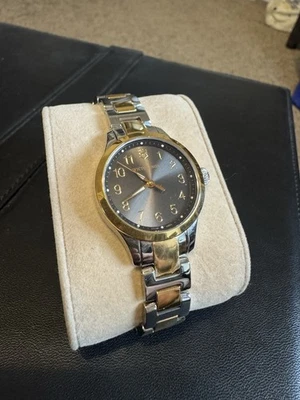 Reloj de cuarzo Victorinox Swiss Army para mujer - Pulsera Alliance XS esfera negra Foto 1 de 4