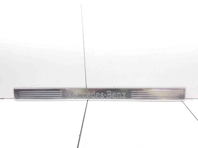 Carenado umbral delantero izquierdo mercedes-benz cls c218 2126860936stu 21471104 - Imagen 1 de 4