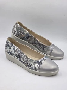 Hotter Angel Platinum/Paradise Print Leather Wedge Shoes 9 STD - Picture 1 of 14