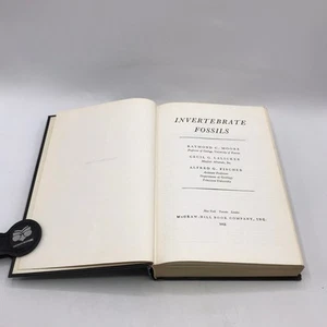 Invertebrate Fossils Moore Lalicker and Fischer Biological Science Evolution - Picture 1 of 16
