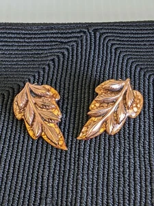 VTG SIGNED RENOIR COPPER LEAF CLIP ON EARRINGS - Picture 1 of 5