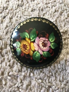 Hand Painted Signed Russian Floral Decorative Lacquer Brooch Pin - Picture 1 of 5