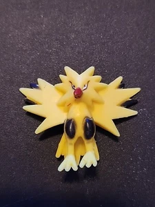 Zapdos 2" Tomy PVC Pokemon Figure - Picture 1 of 3