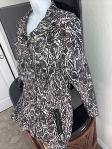 BOHO SOFT SURROUNDINGS Jacket Snakeskin Print LG - Picture 1 of 21