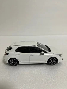 1/30 Toyota Corolla Sport two tone for color sample miniature car A - Picture 1 of 3