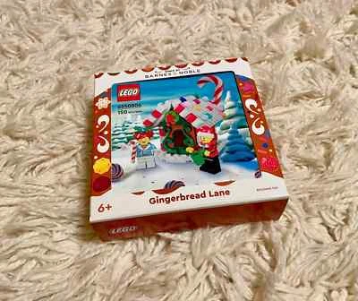 NEW LEGO #6550806 Gingerbread Lane - Christmas Winter Village LE Barnes & Noble - Image 1 of 4