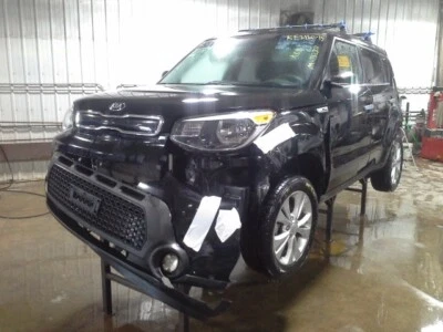 Parasol derecho usado se adapta a: Kia Soul 2015 iluminado sin techo corredizo panorámico derecho Foto 1 de 4