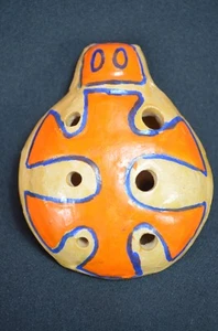 Vtg Orcarina 2.75 x 2.25 Folk Art Ladybug Musical Clay Flute Handmade Ale Chile - Picture 1 of 7